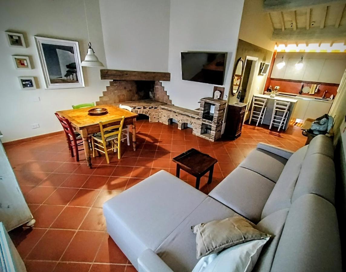 Castelfalfi Art Apartment Exterior photo